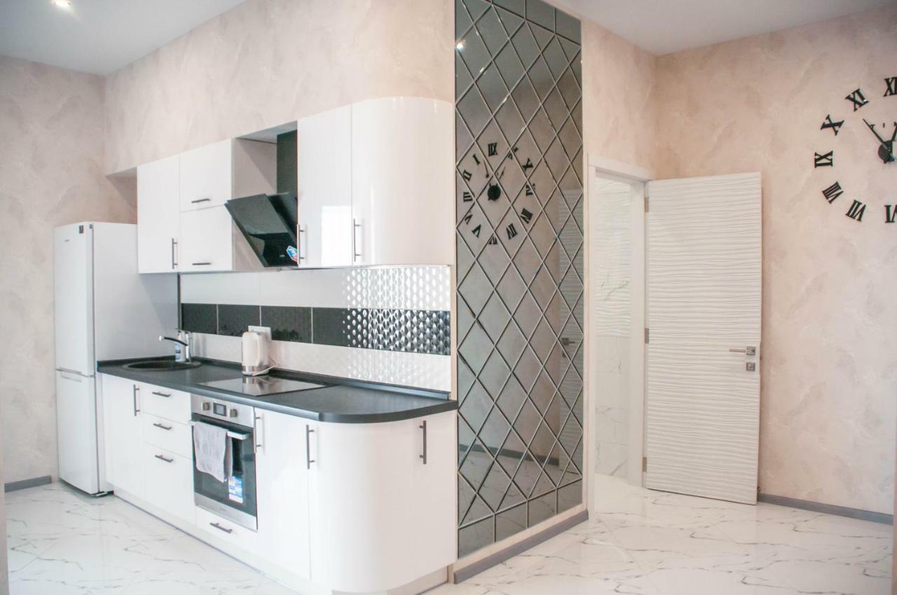 Apartment In Arсadia 2 Bedrooms 敖德萨 外观 照片