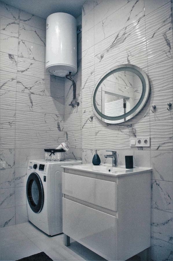 Apartment In Arсadia 2 Bedrooms 敖德萨 外观 照片
